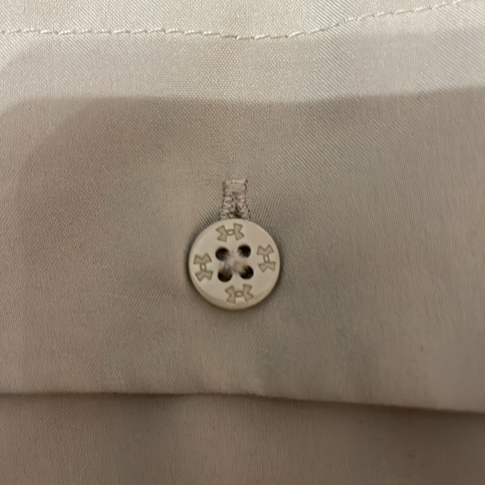 Under Armour Heat Gear button down shirt - Picture 10 of 11